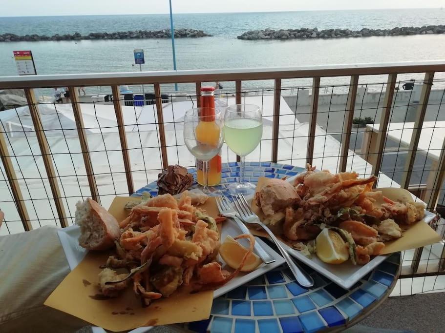 Casa Vacanze Marina Di Pisa Catola Kültér fotó