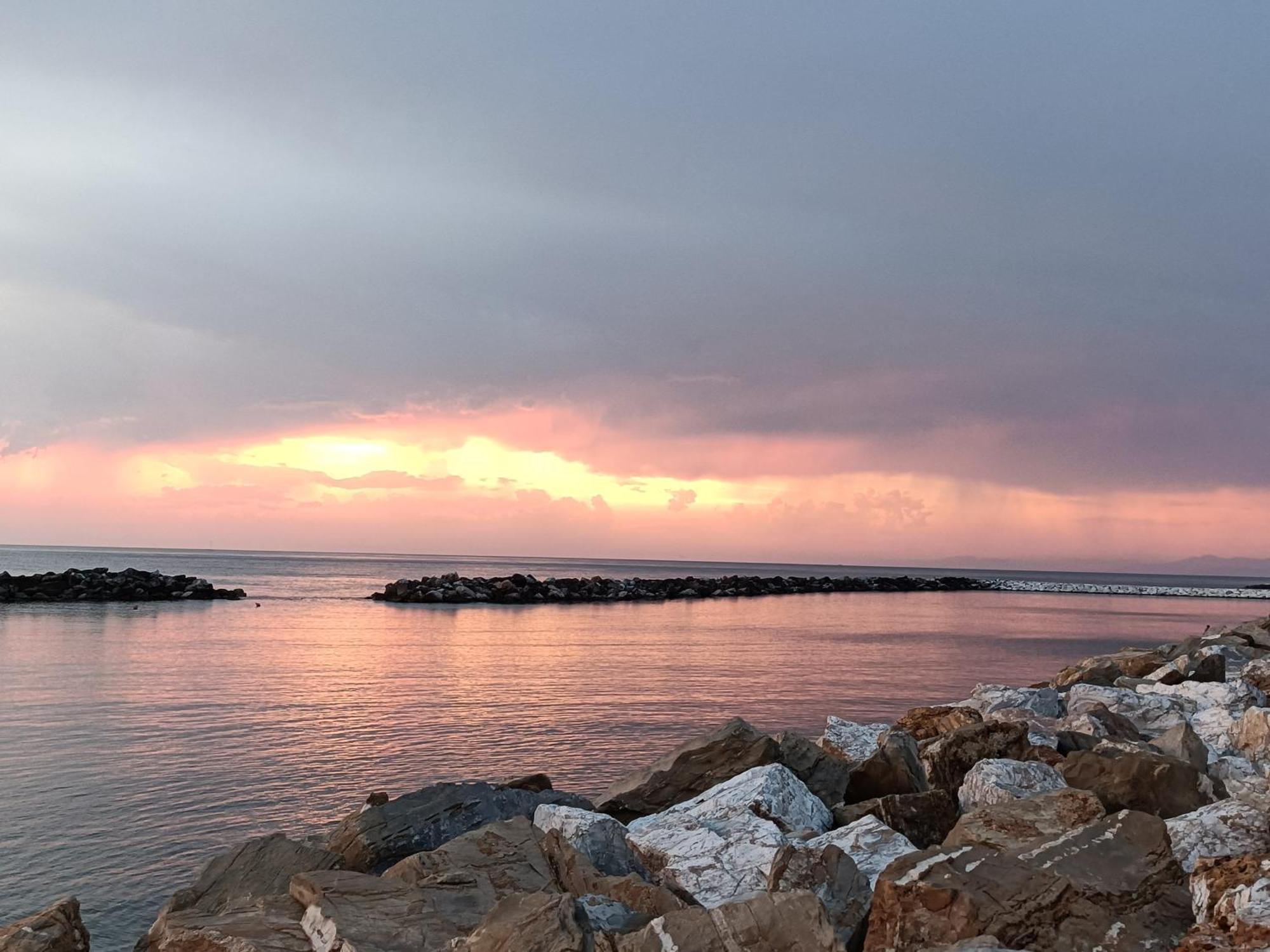 Casa Vacanze Marina Di Pisa Catola Kültér fotó